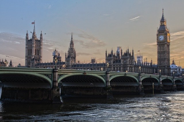 Britanska vlada zaustavila trgovinske pregovore s Izraelom: Istorija će im suditi