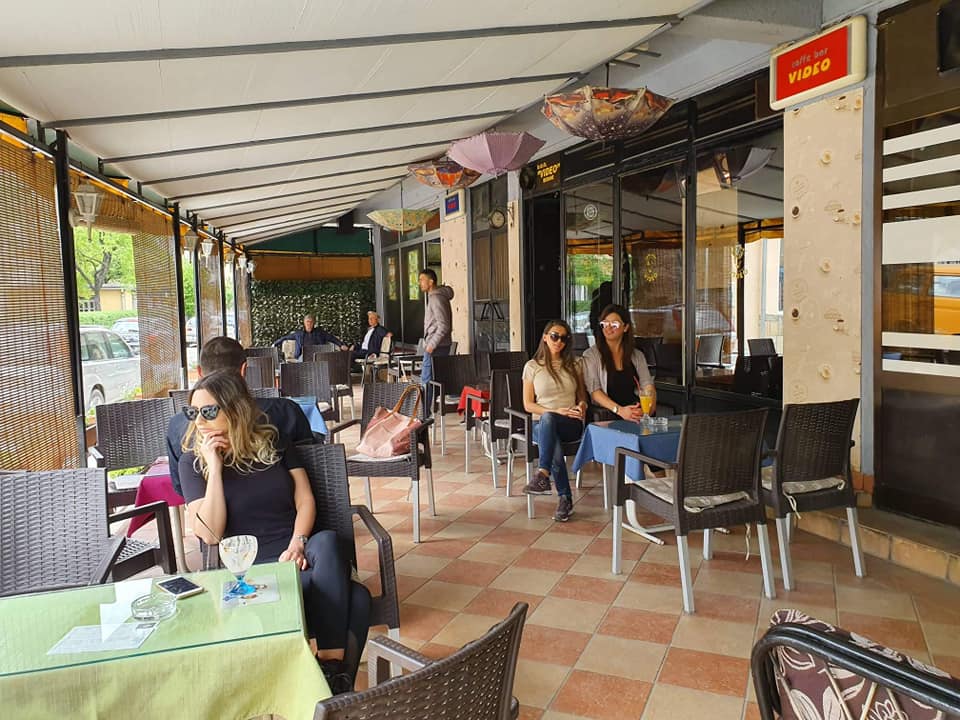 Jedan od prvih kafića u Beranama koji je opstao do danas: "Video" postoji već 37 godina