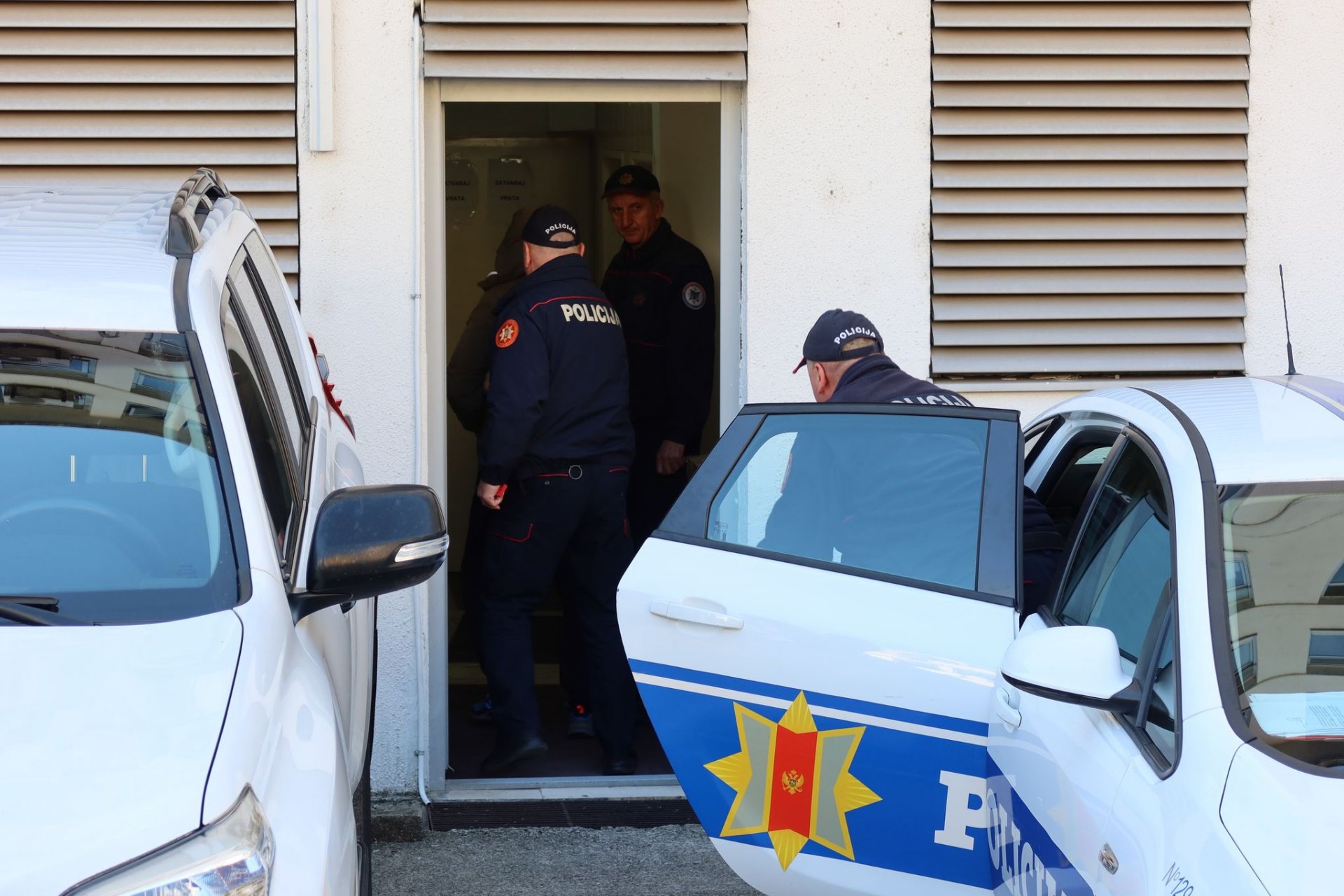 Bivši urbanistički inspektor  R.D. ponovo osumnjičen za  falsifikovanje i utaju poreza