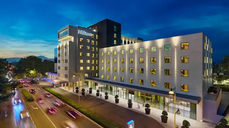 Hilton i umjetnici u humanitarnoj misiji