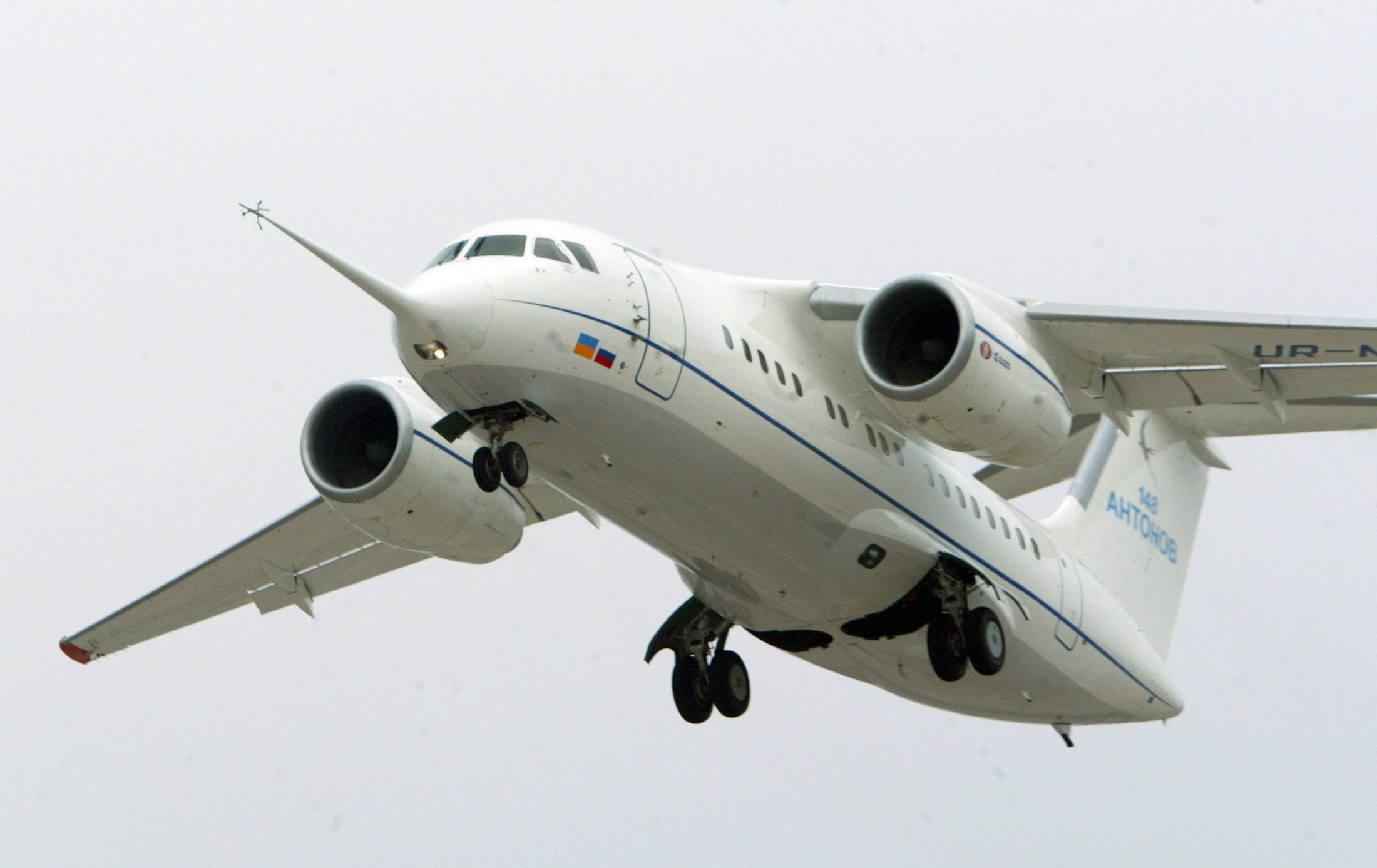 Srušio se ruski vojni avion, poginuo pilot