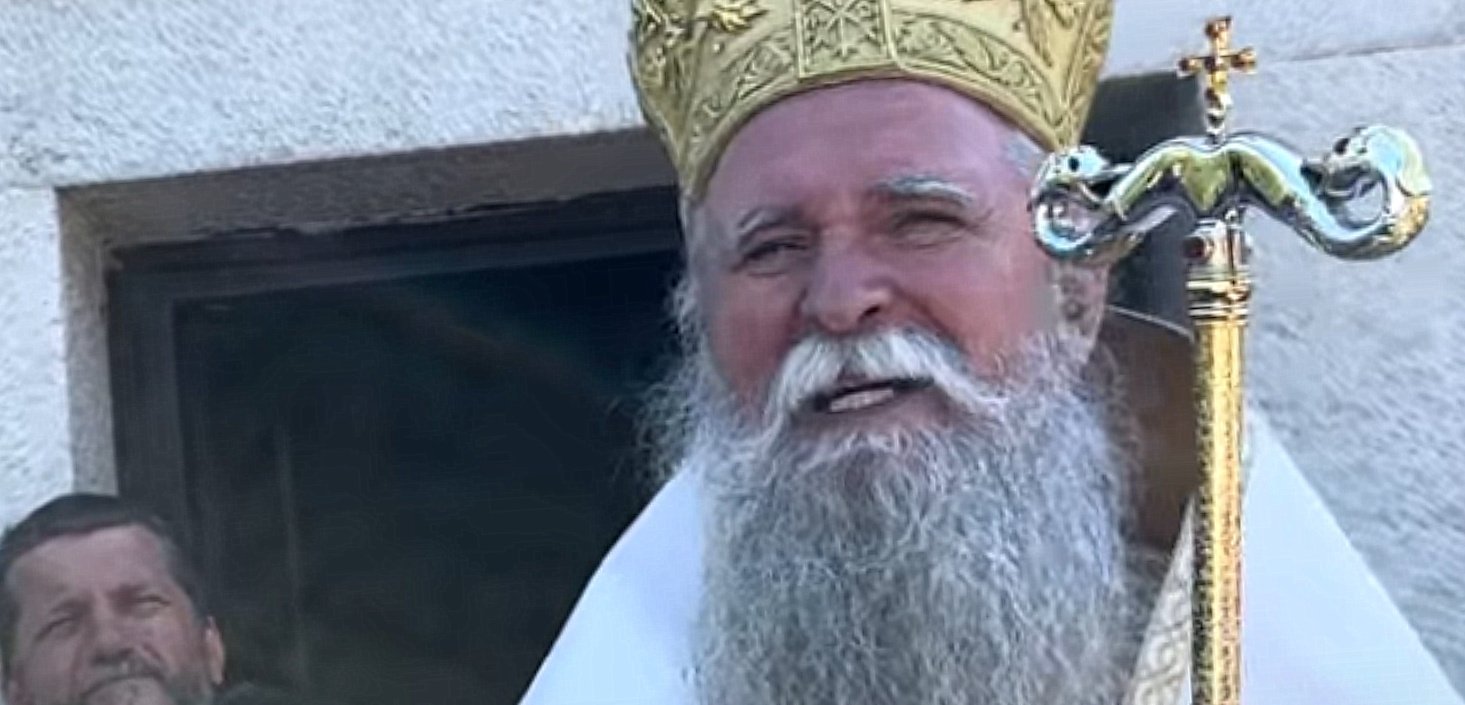 Devalvacija mantije - Amfilohiju se to nije moglo desiti