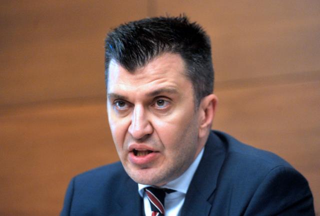 Srpski ministar povrijeđen u udesu: Vozilo sletjelo sa puta i prevrnulo se