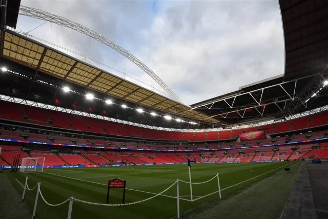 Stadioni u Engleskoj poslije 35 godina vraćaju stari sjaj